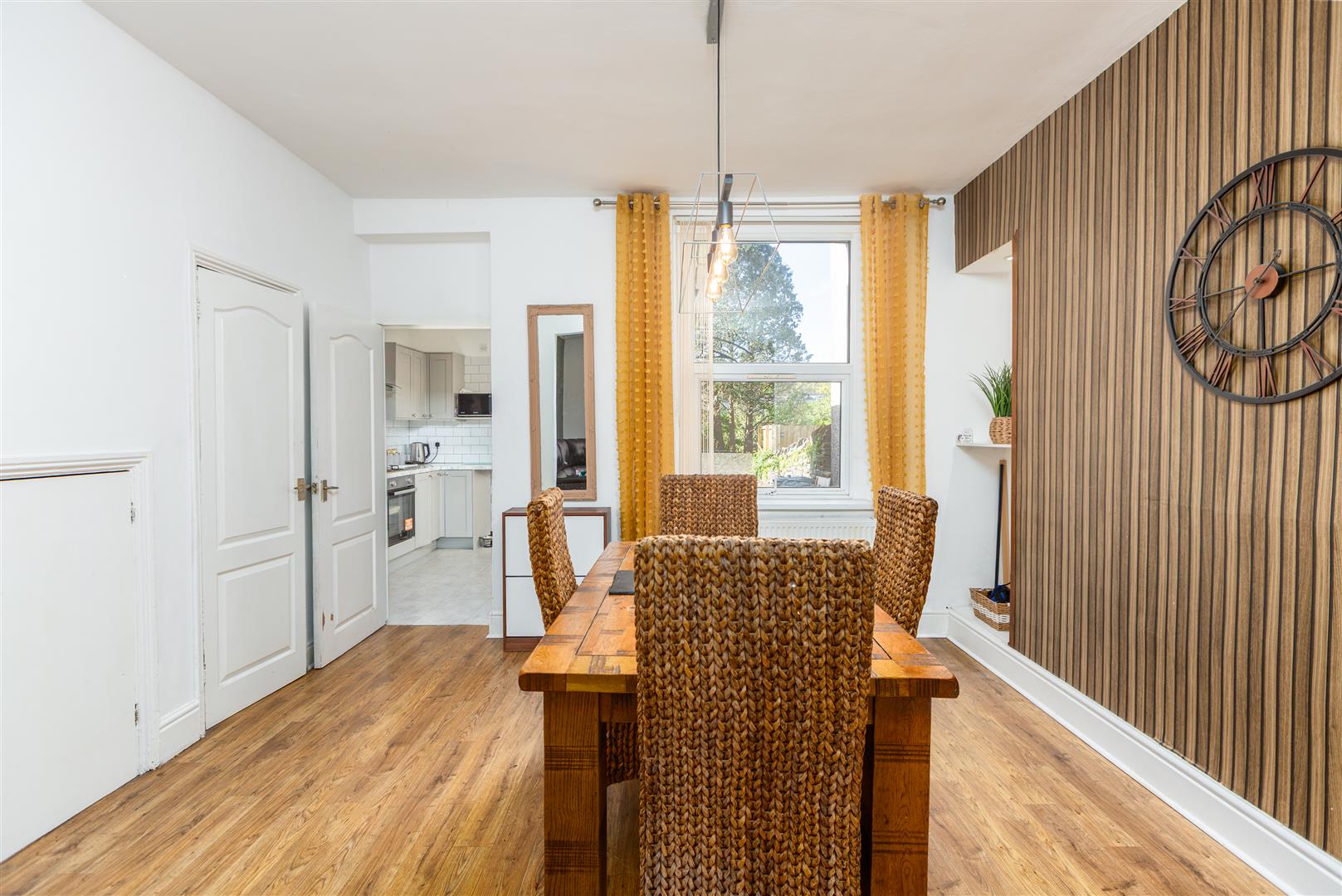 Middle Road, Cwmbwrla, Swansea, SA5 8HE